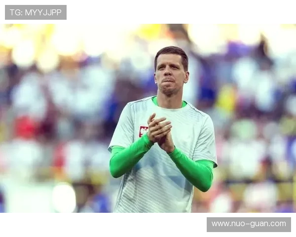 来了，什琴斯尼已抵达巴塞罗那，准备接受巴萨体检